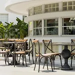 Kenmore Village Hotel, South Beach