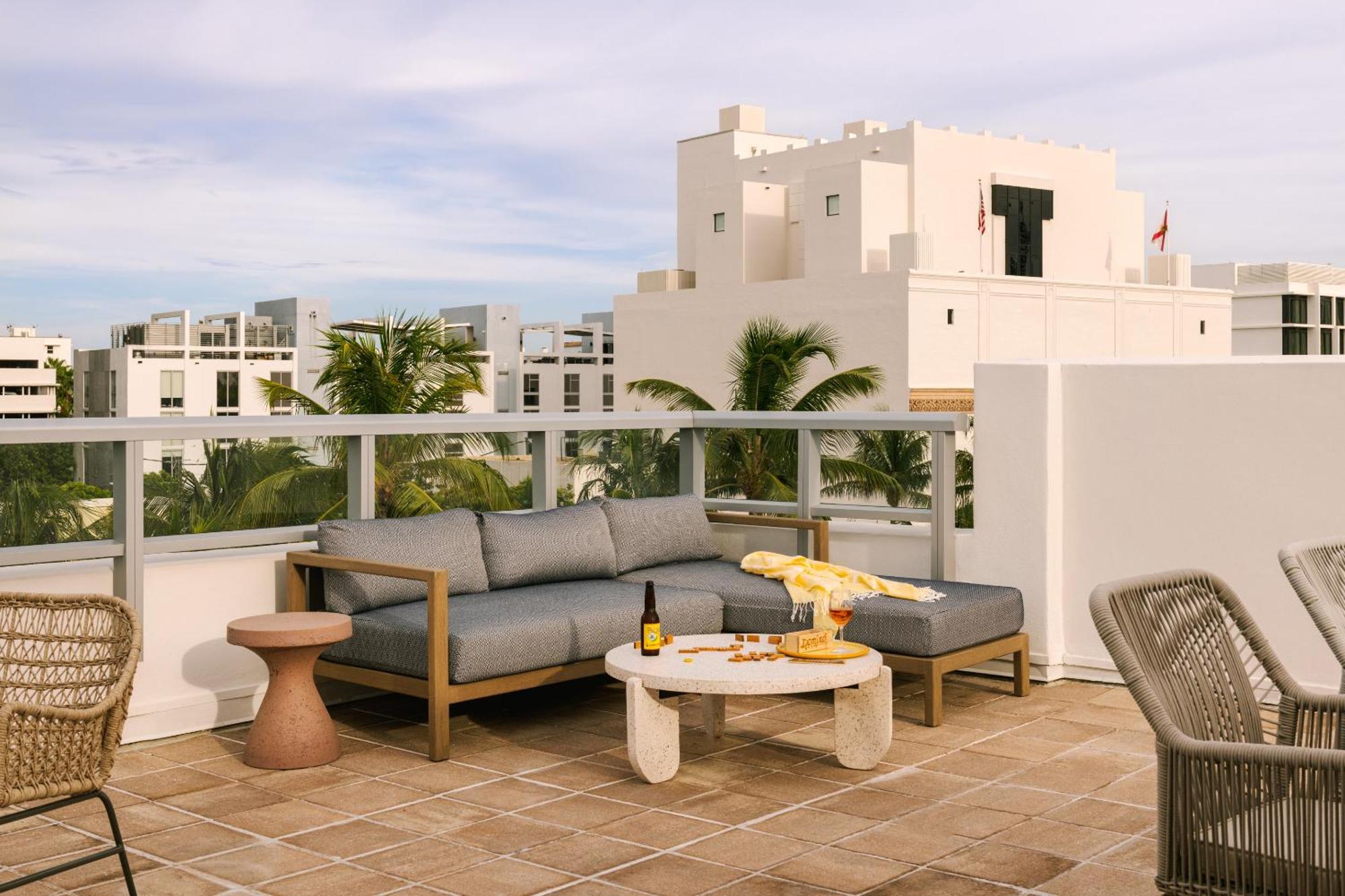 Kenmore Village Hotel, South 4* Miami Beach