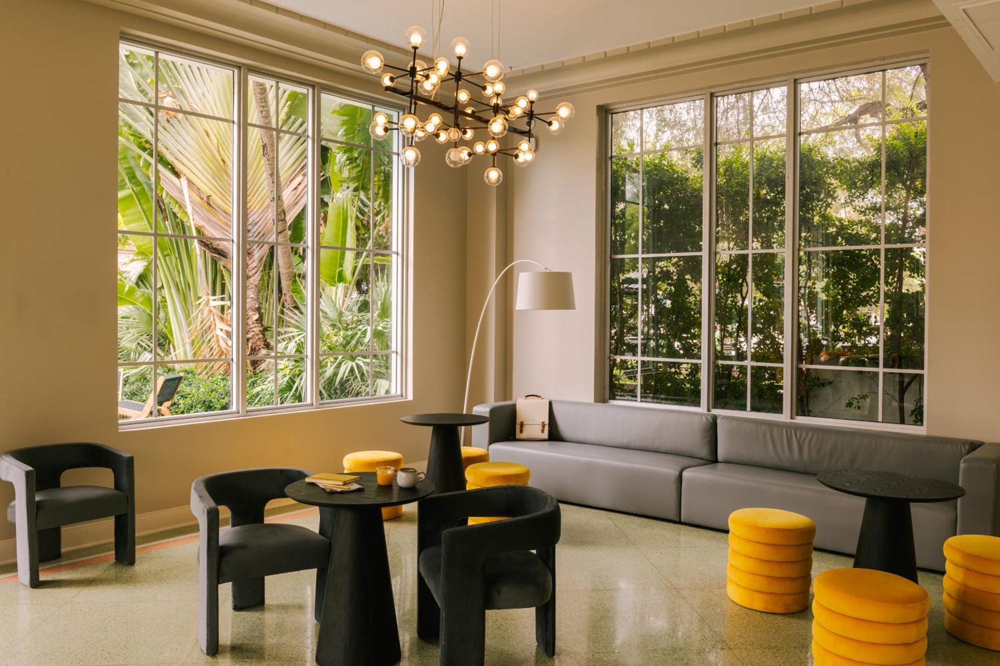 Kenmore Village Hotel, South Miami Beach