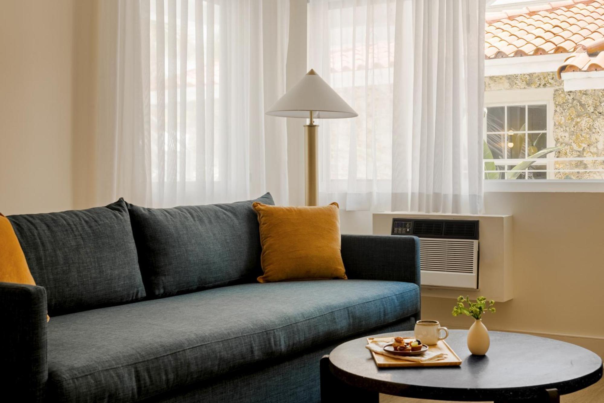 Kenmore Village Hotel, South Hotel Miami Beach