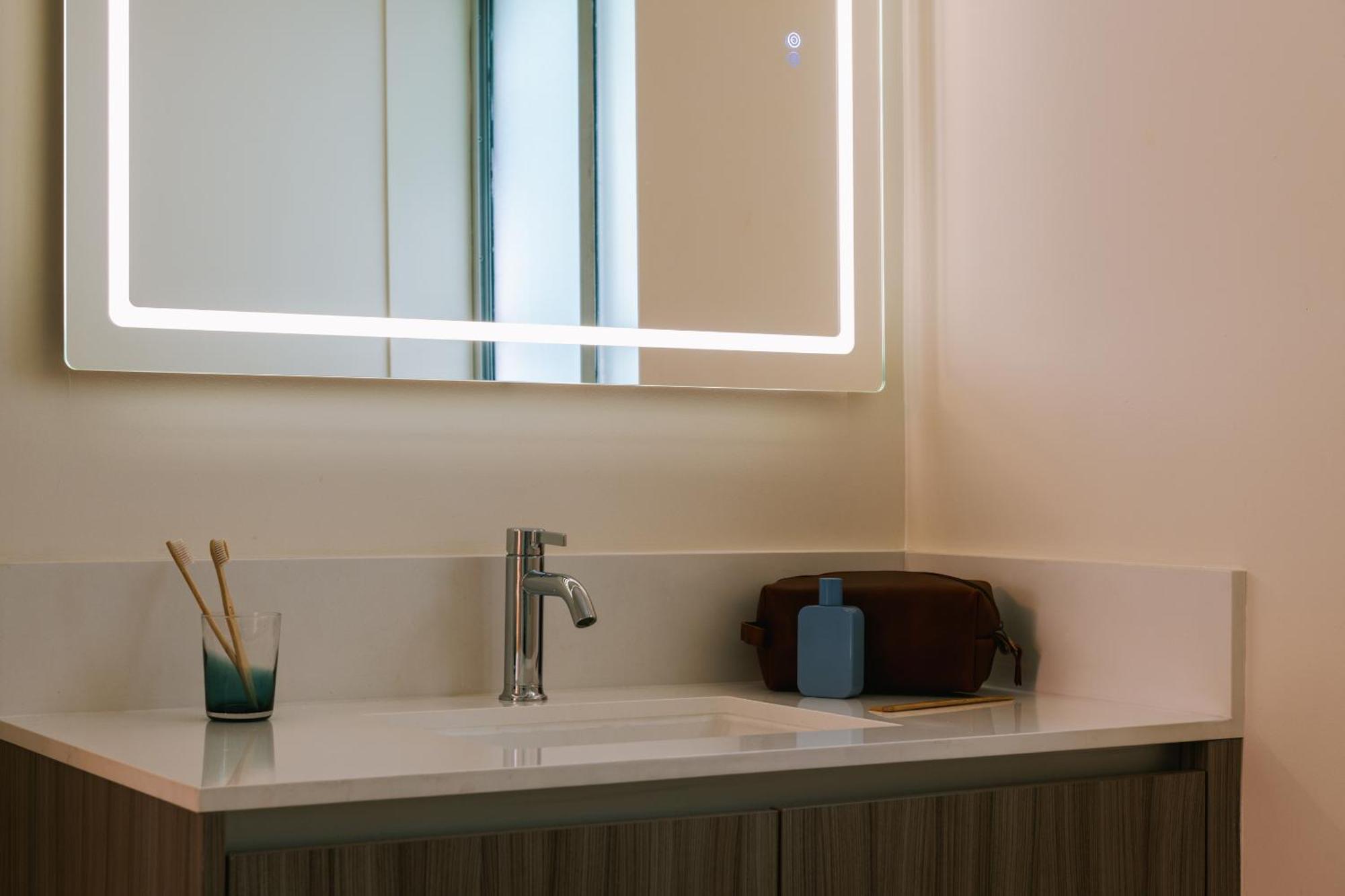 Kenmore Village Hotel, South Miami Beach