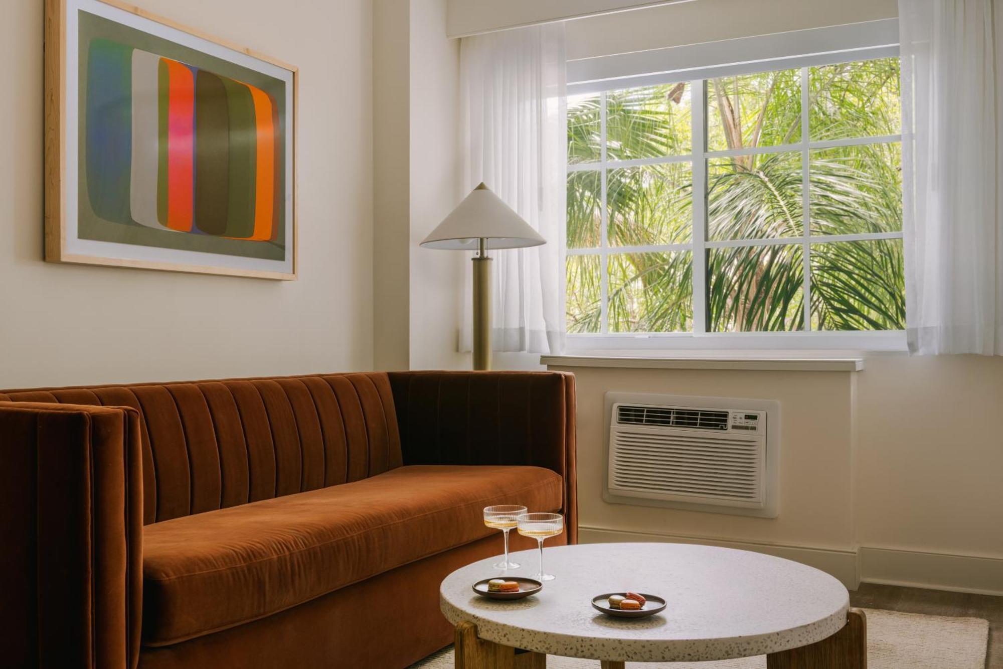 Kenmore Village Hotel, South Miami Beach