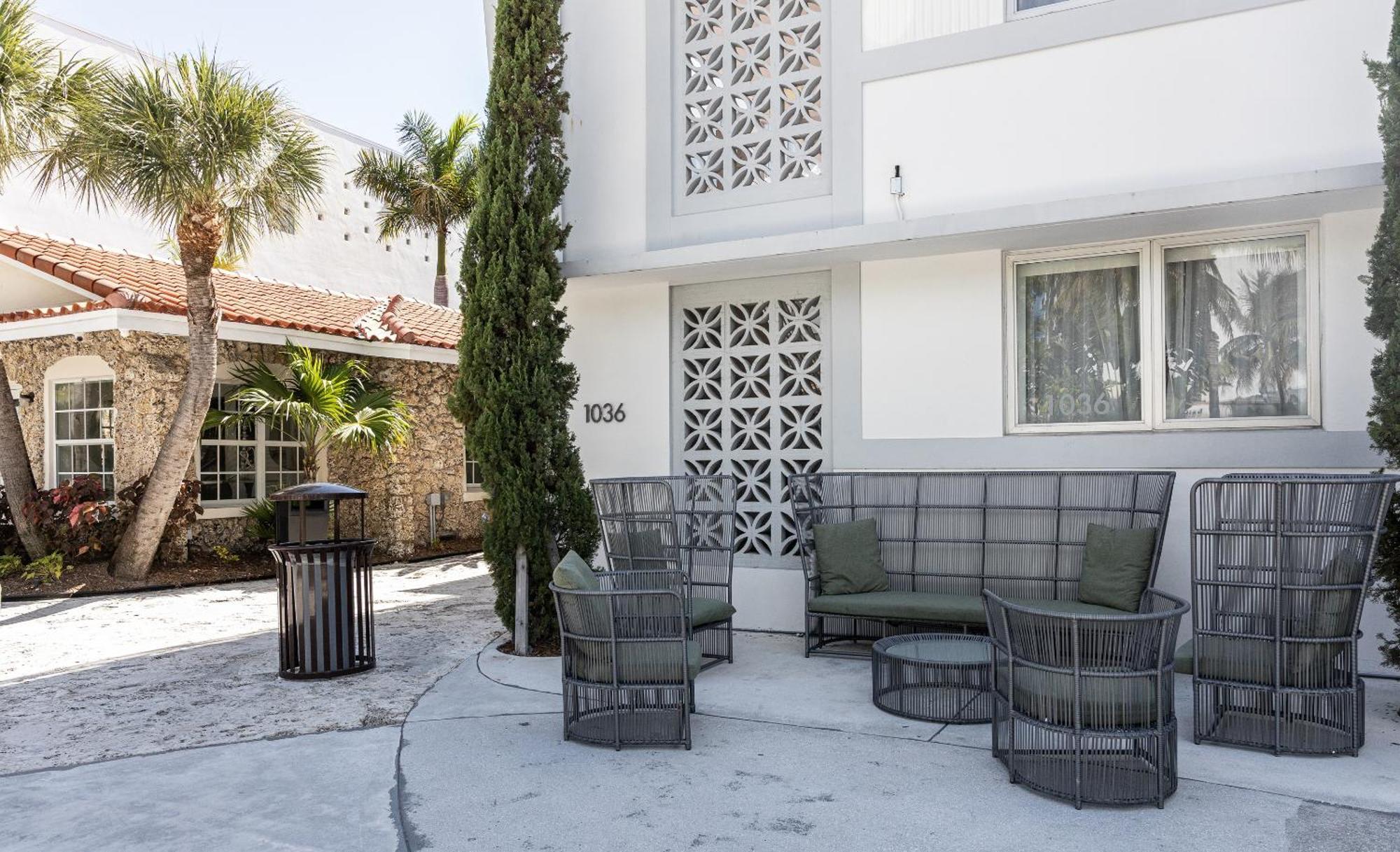 Hotel Kenmore Village Hotel, South Miami Beach