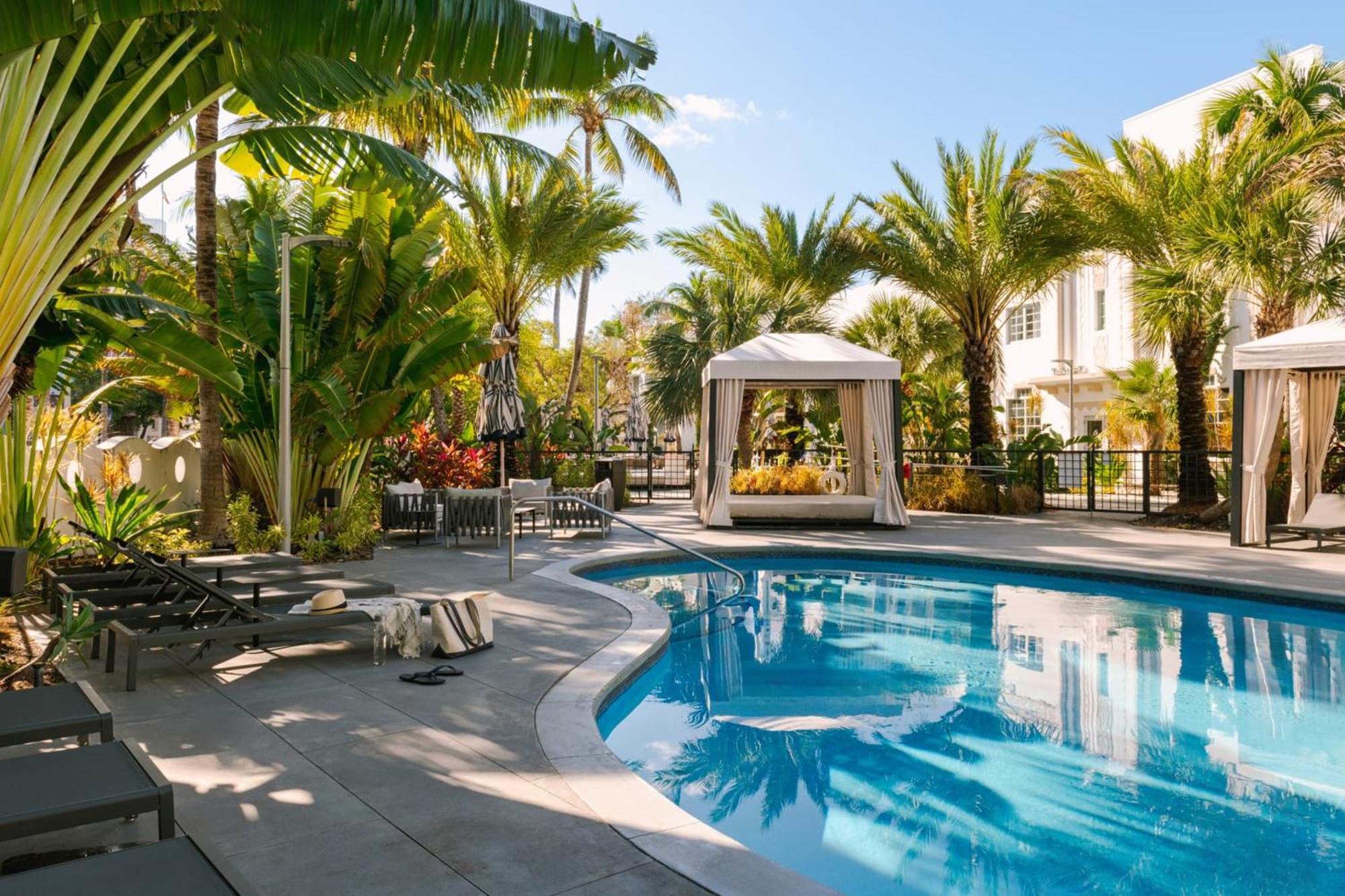 Kenmore Village Hotel, South 4* Miami Beach
